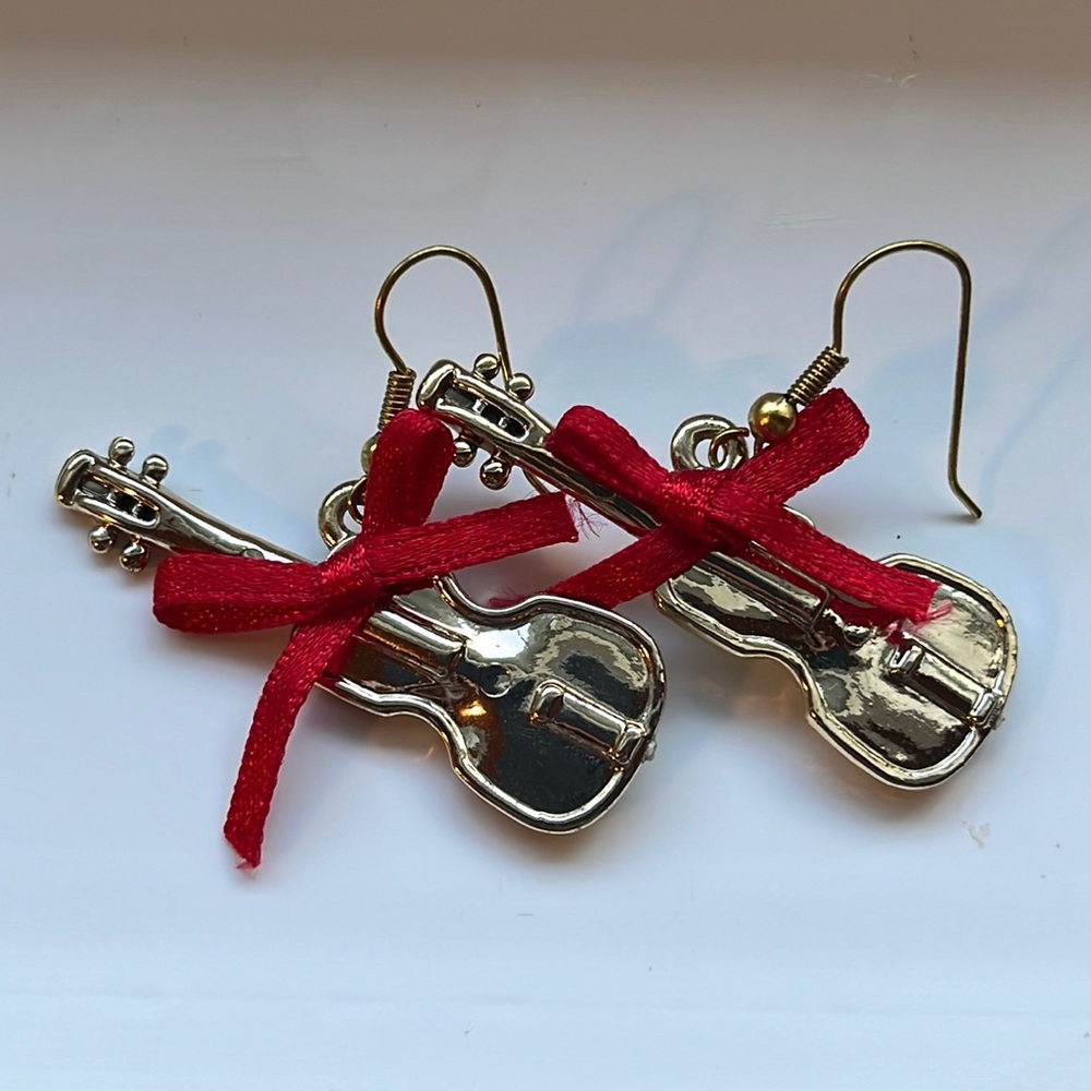 Gold tone plastic violin/viola earrings with cute red ribbon bows